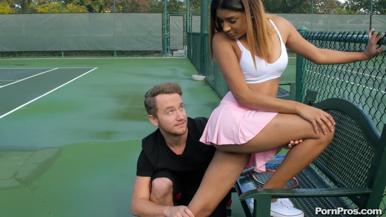 Katalina Mills - Tennis Slut | Picture (24)